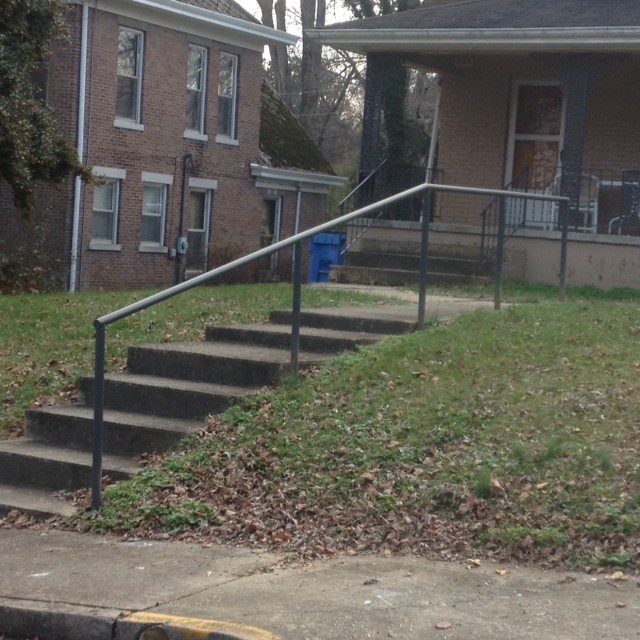 Hood rail