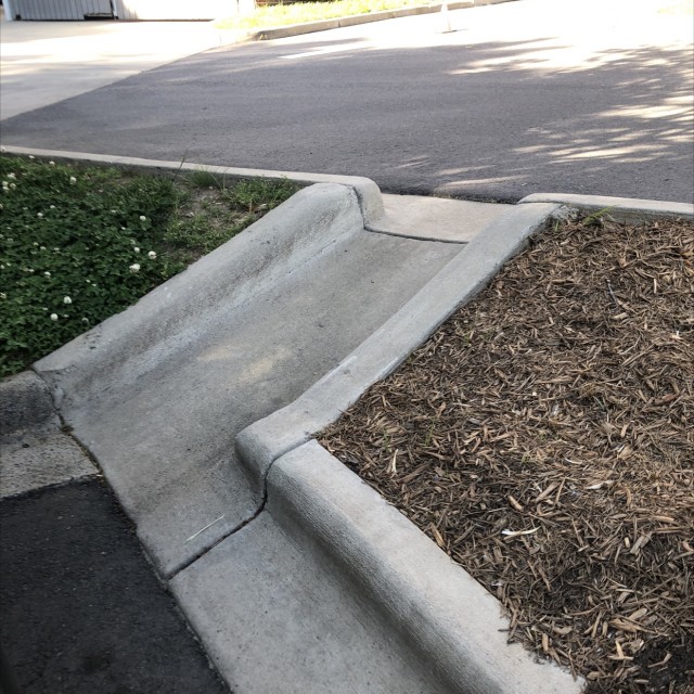 1 1/2 foot tall concrete fly out