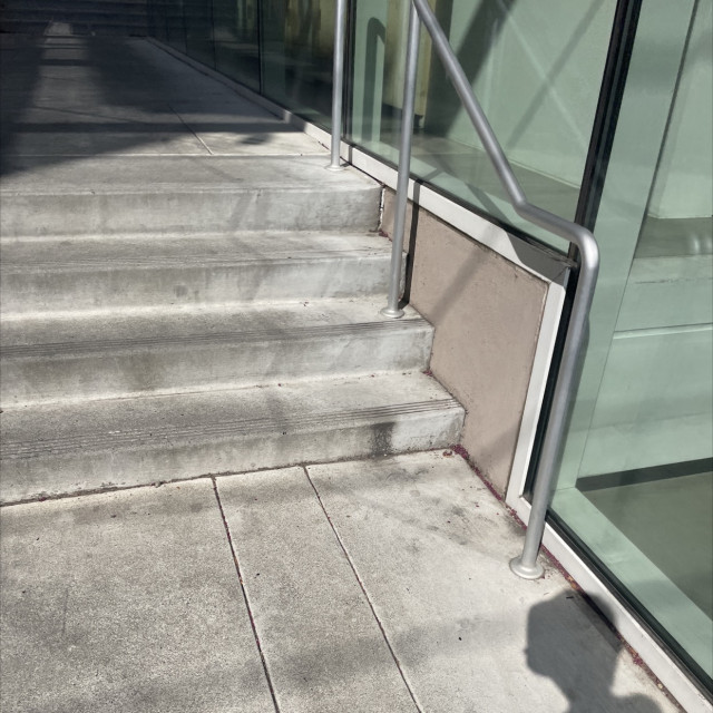 4 stair at mall