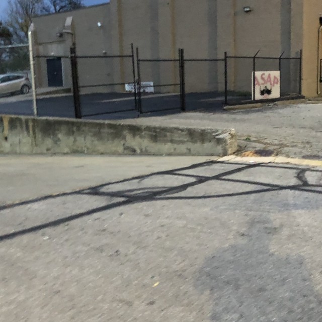 Kroger ledge