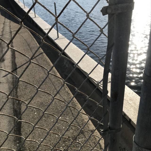 banks to ride down