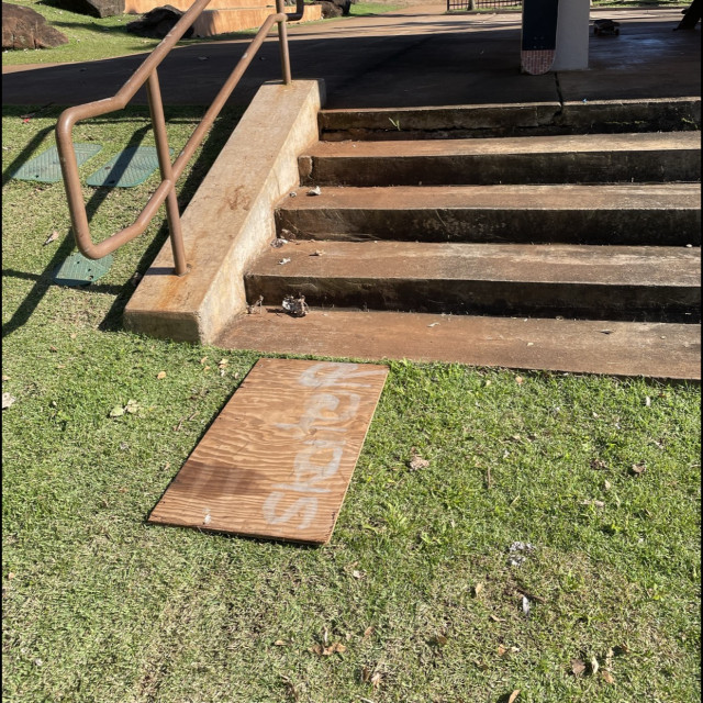 4 stair into grass
