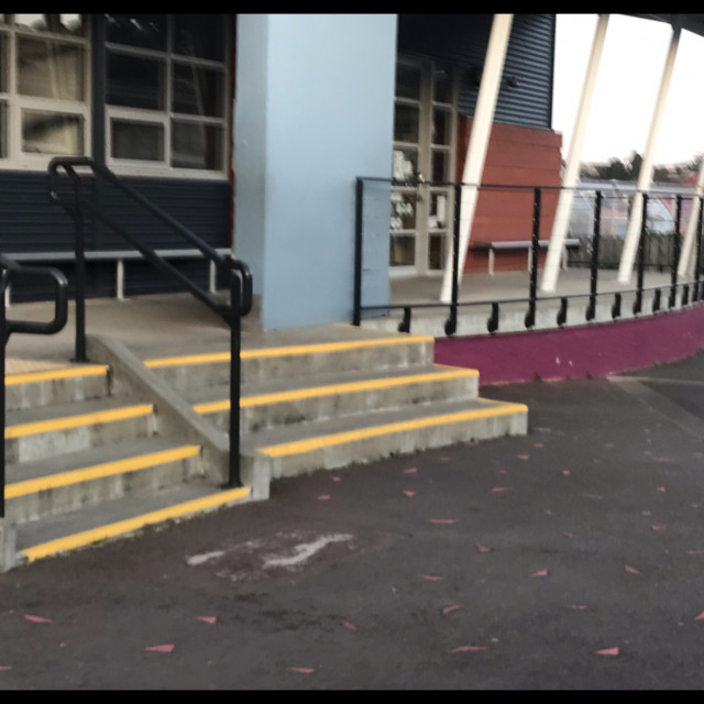 3 stair and ledges 