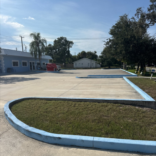 Slappy curb central