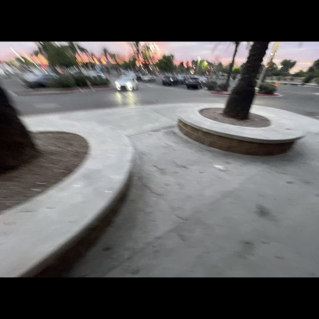 Round tables 