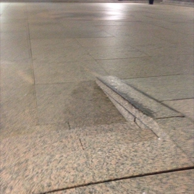 3 stairs and ledge 