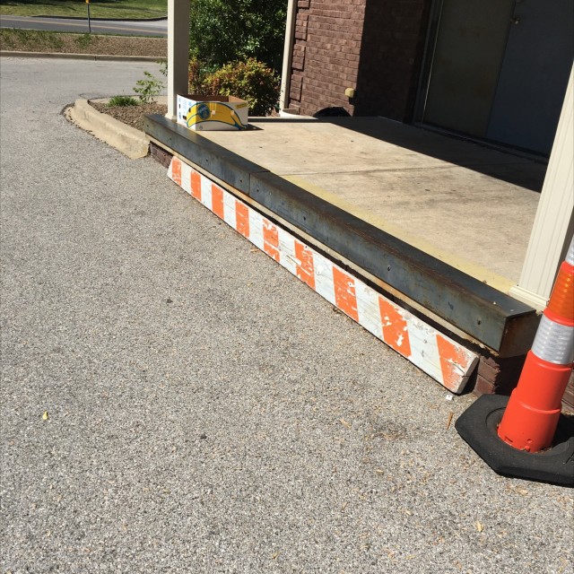 Donation ledge