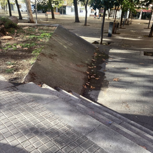 stair set to bank + ledge 