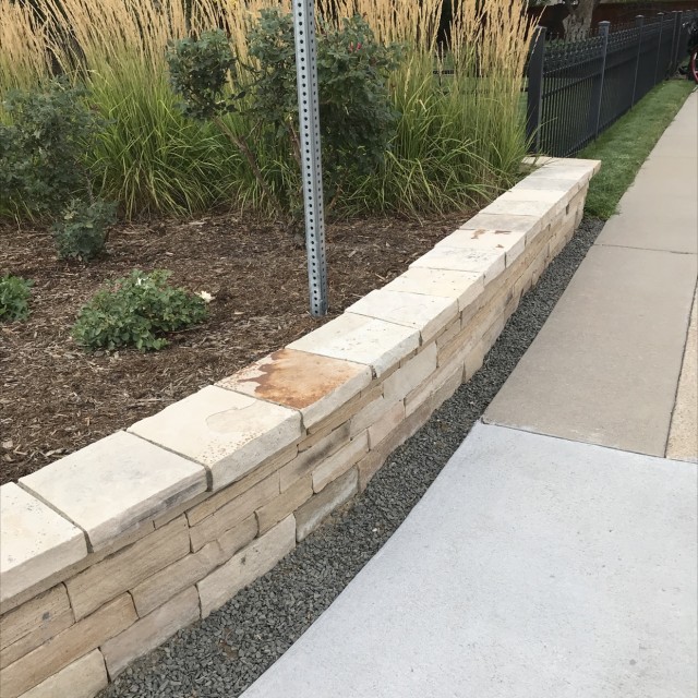 Cool curbed manual pad