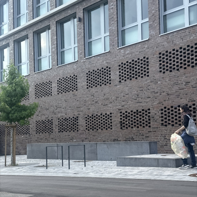 Pad/ Curb