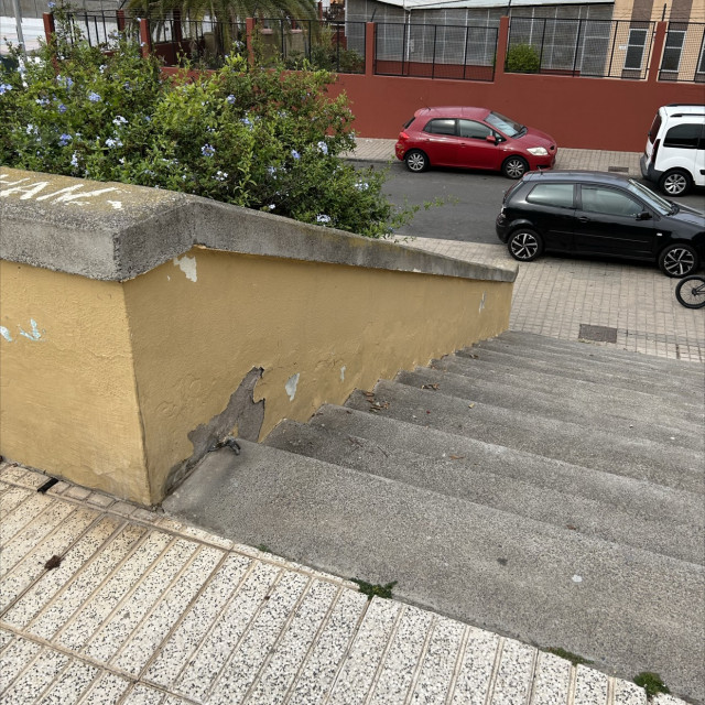 Big left side feebs and rail