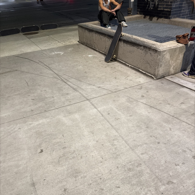 Parking garage ledge