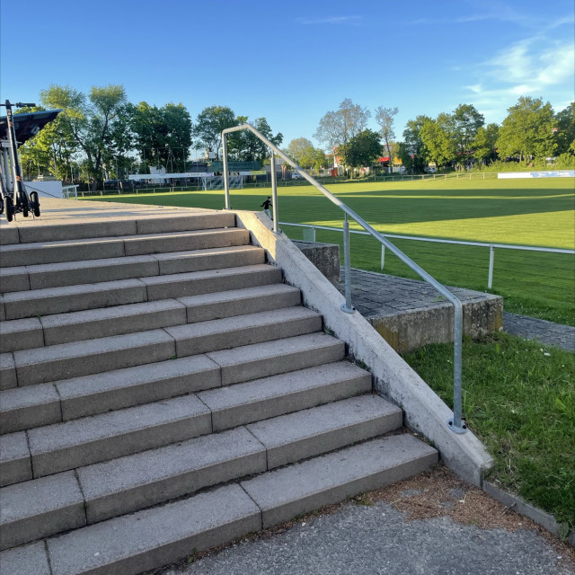 Handrail 