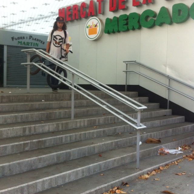 Canyelles rail mercadona