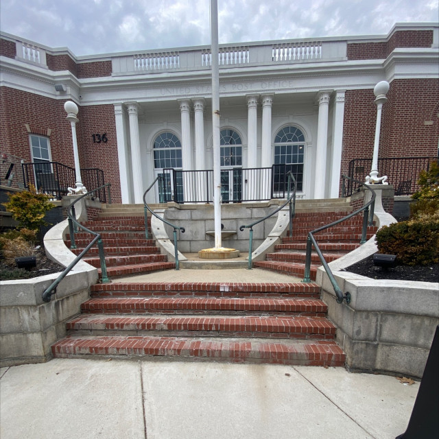 Reading post office 