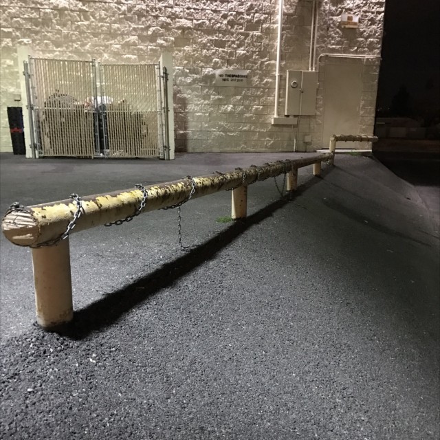 711
