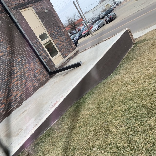 Grass ledge
