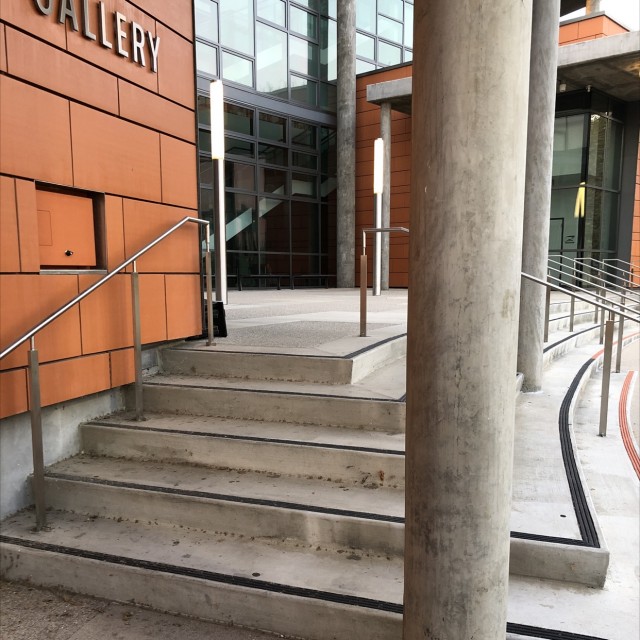 College stretched 5 stair