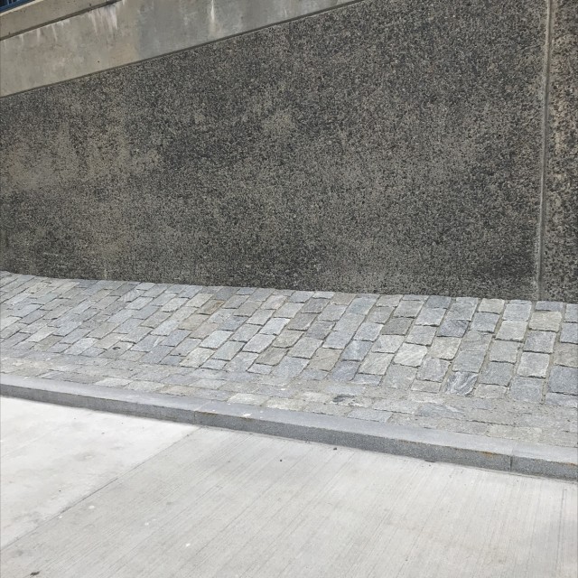 Wall ride 