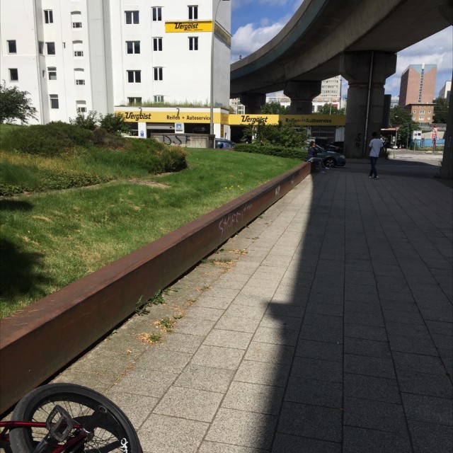 DAK low Curb