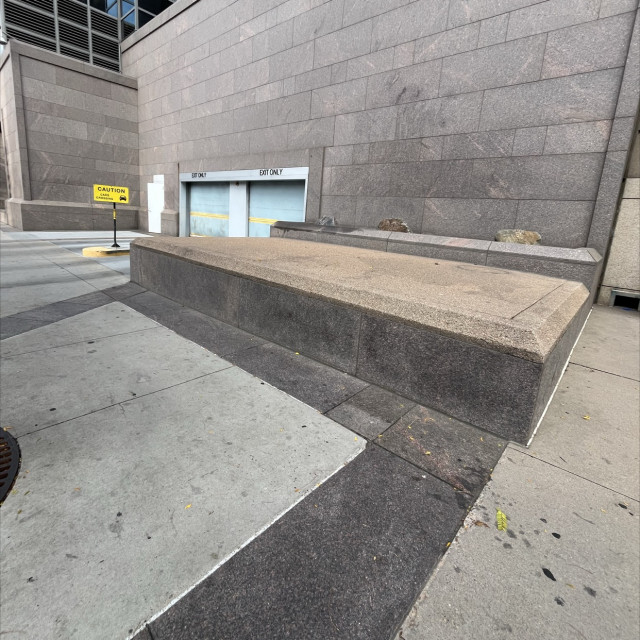  Medium sized Ledge