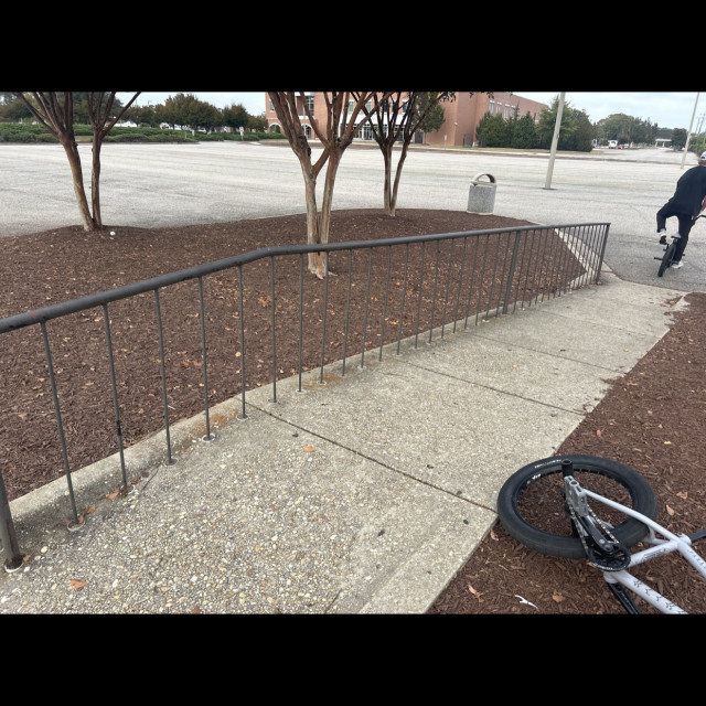 Bump to rail