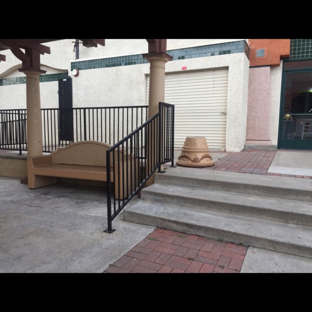 3 stair and a bench