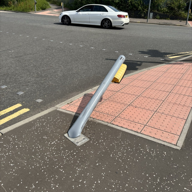 Pole jam 