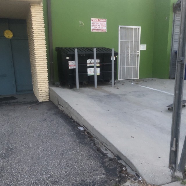 Small incline and ledges