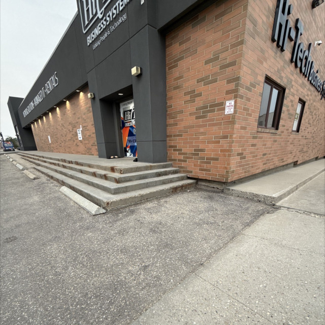4 stair hi-tech