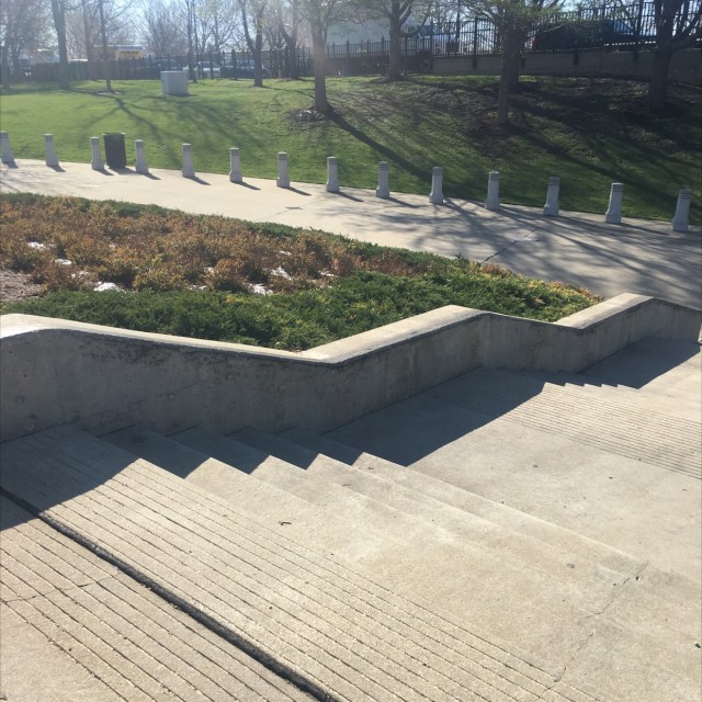 Soldier field ledges