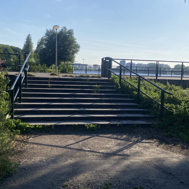 The cool dirt jumps are nearby