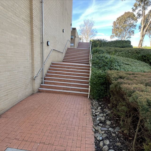 Crazy quad stair set macauthur campus wsu