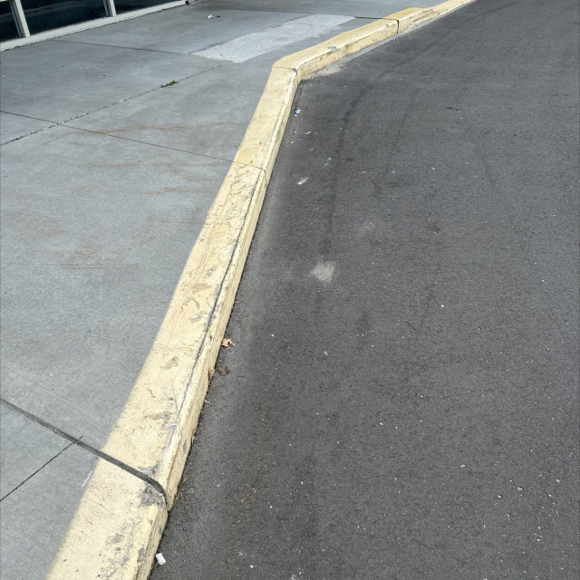 curb ledge