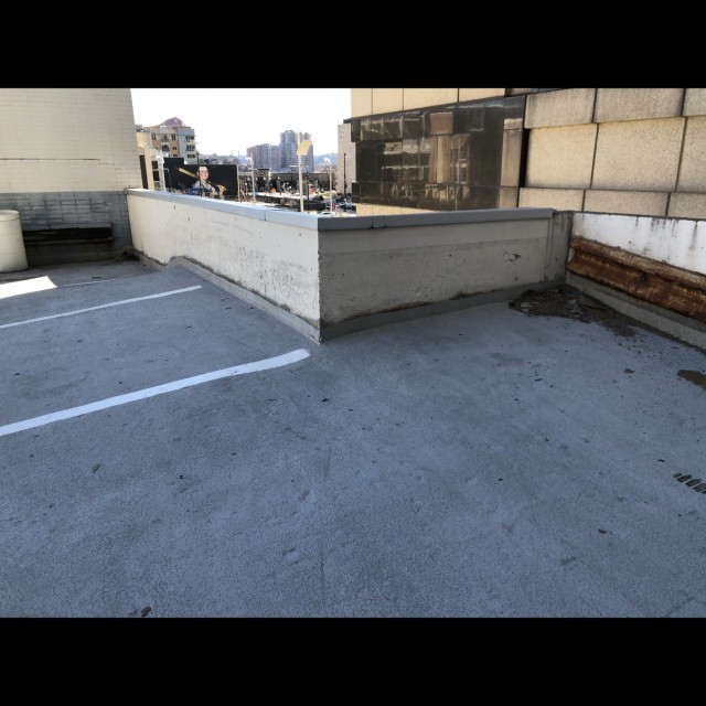 Cool ledge with death drop