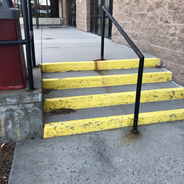 Ledges both sides and a 4set