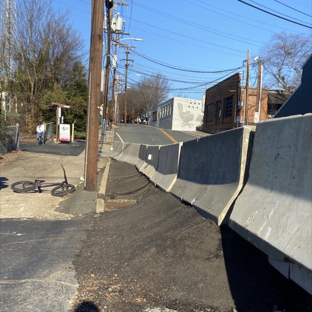 Jersey barrier