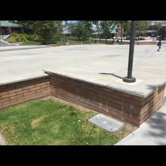 Grossmont Quad Ledge