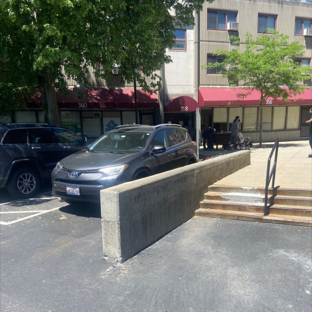 Outtie ledge