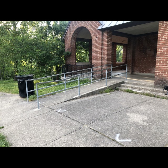 Long mellow rail with bend