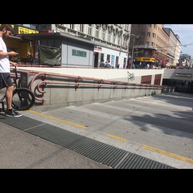 Endless ledge to ledge