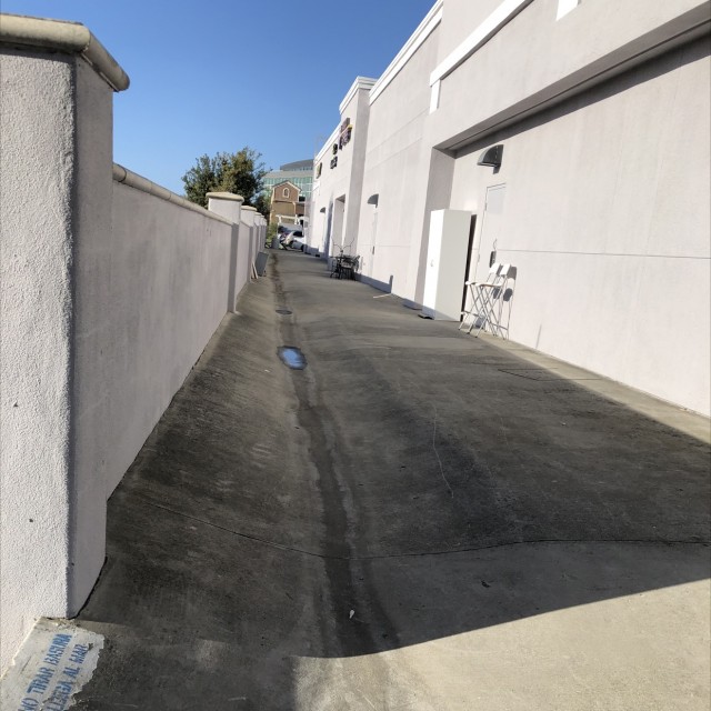 Cool spot behind Panda Express 
