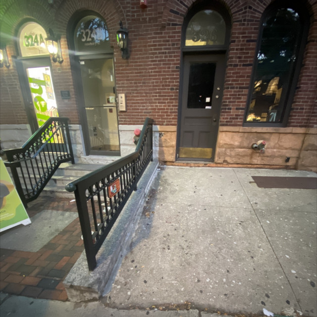 Newbury st Bank 2 Rail