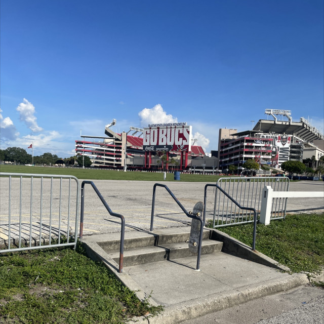 Ray J stadium 2 stair 