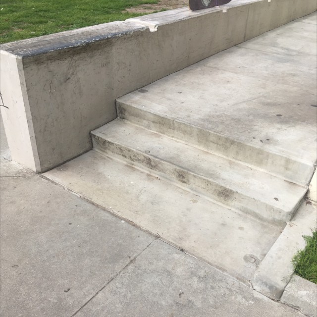 Long beach ledge and 2 stair