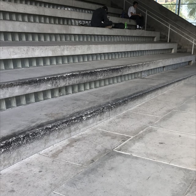 Science center ledge