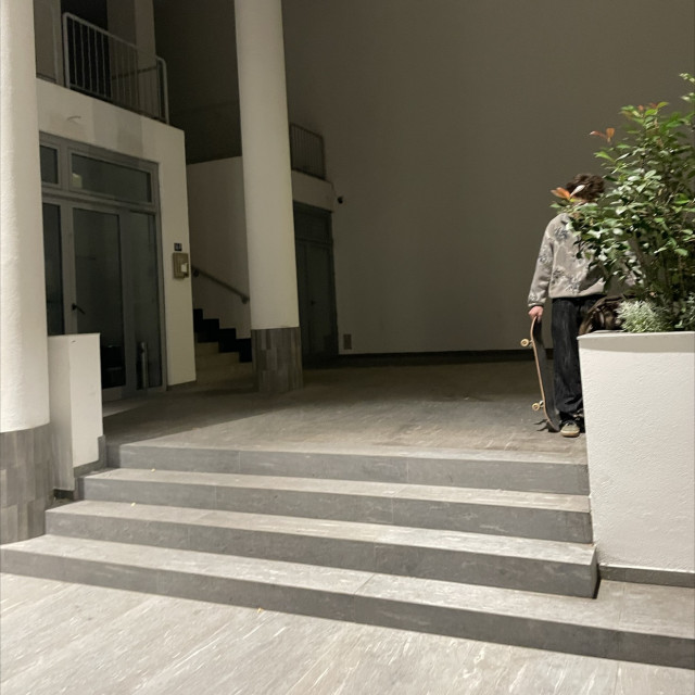 4 stairs