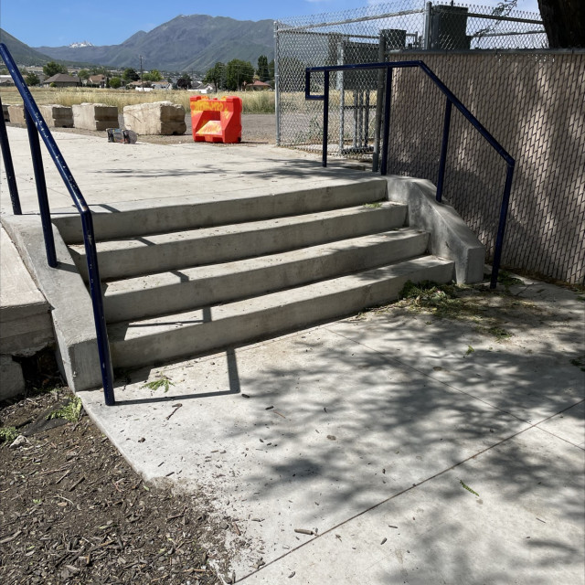 Loafer Park 4 Stair