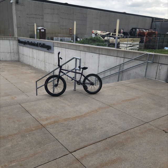 Hennipen tech downrail cock