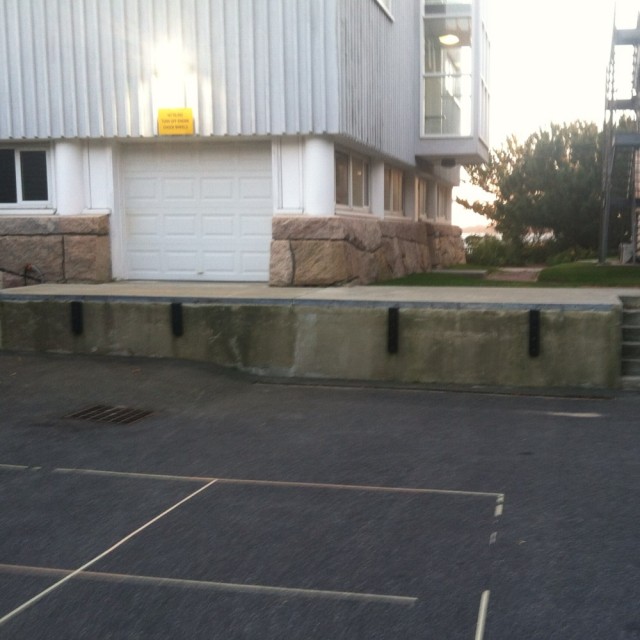 Loading dock drop